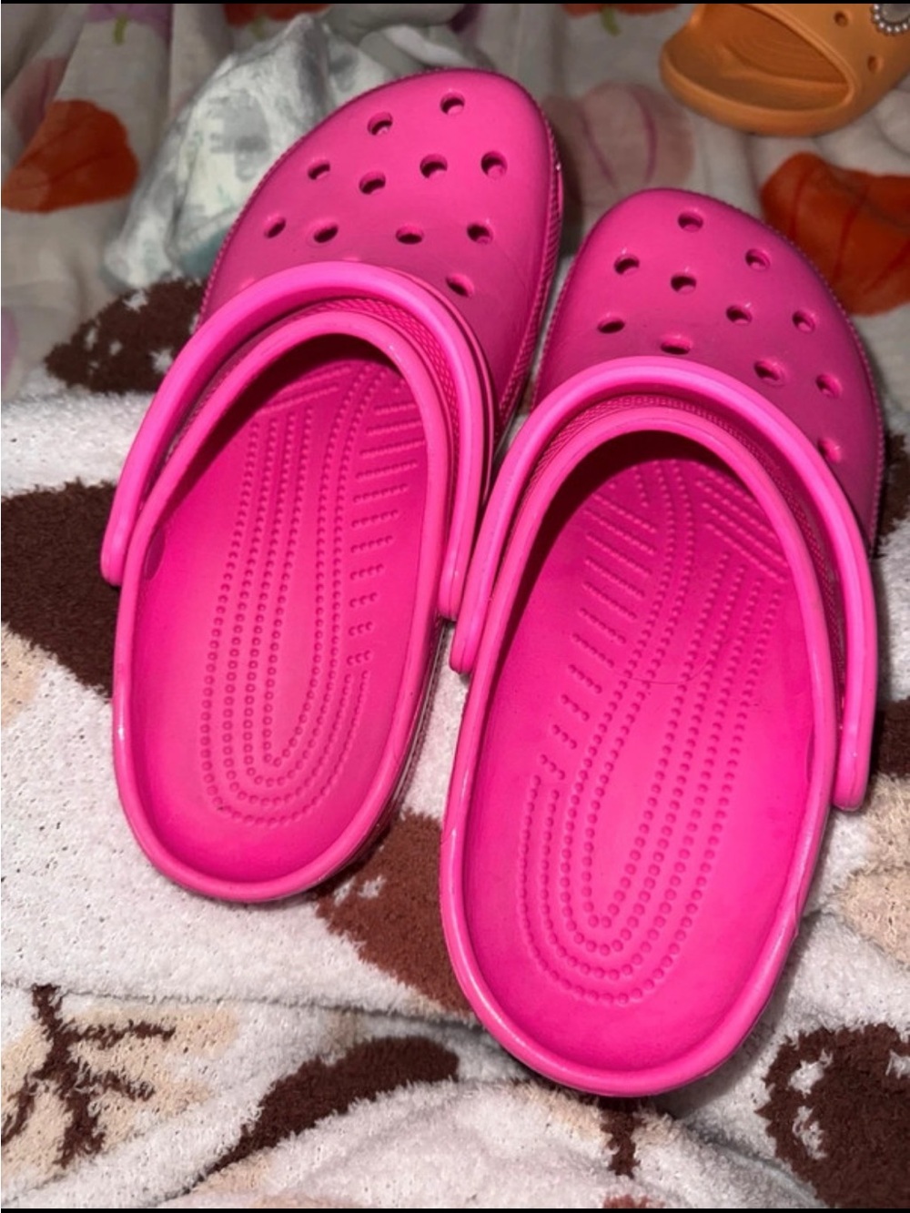 Pink crocs - Picture 5 of 5